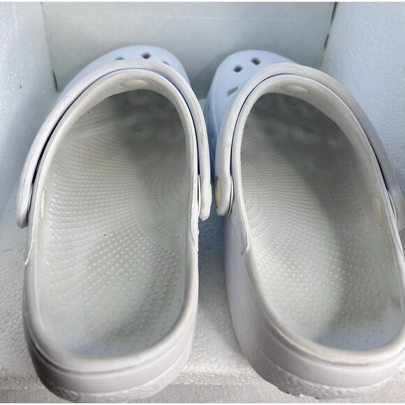 Comfort Crocs Slip On Clog Womans Shoe Size 7 White Preowned. - Picture 2 of 4